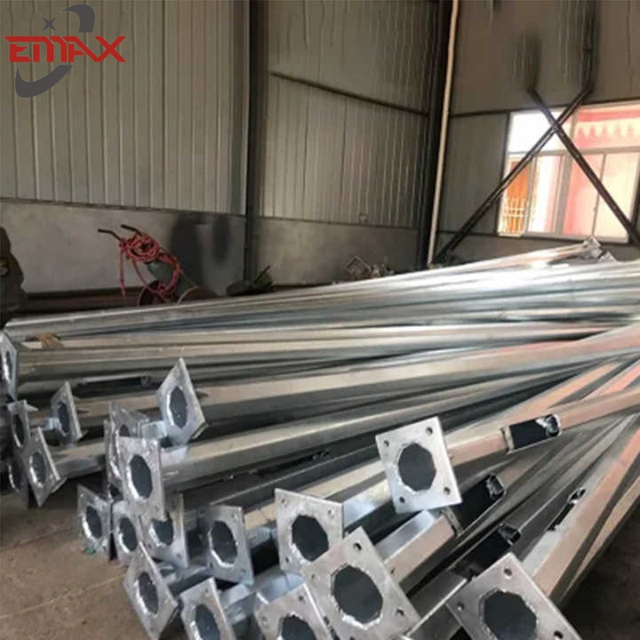 Postes de alumbrado de acero galvanizado