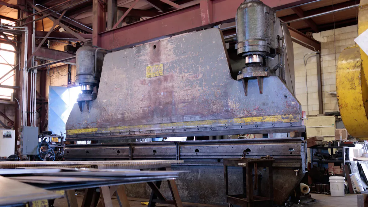Procesos de estampado de metales de precisi&oacute;n